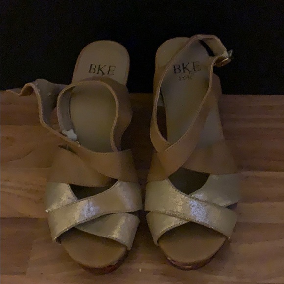 Wedges - Picture 2 of 6